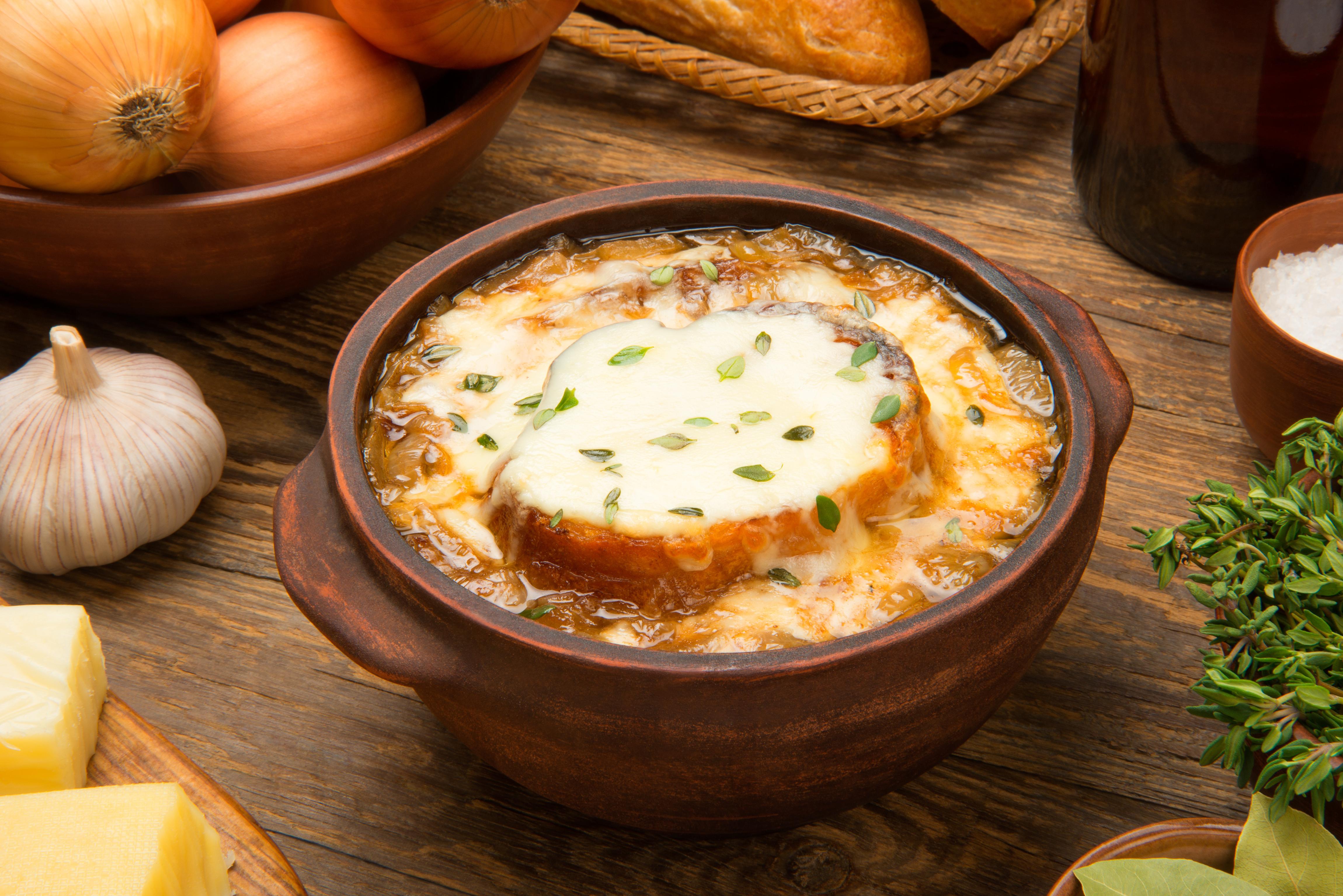 French onion soup - a popular French food